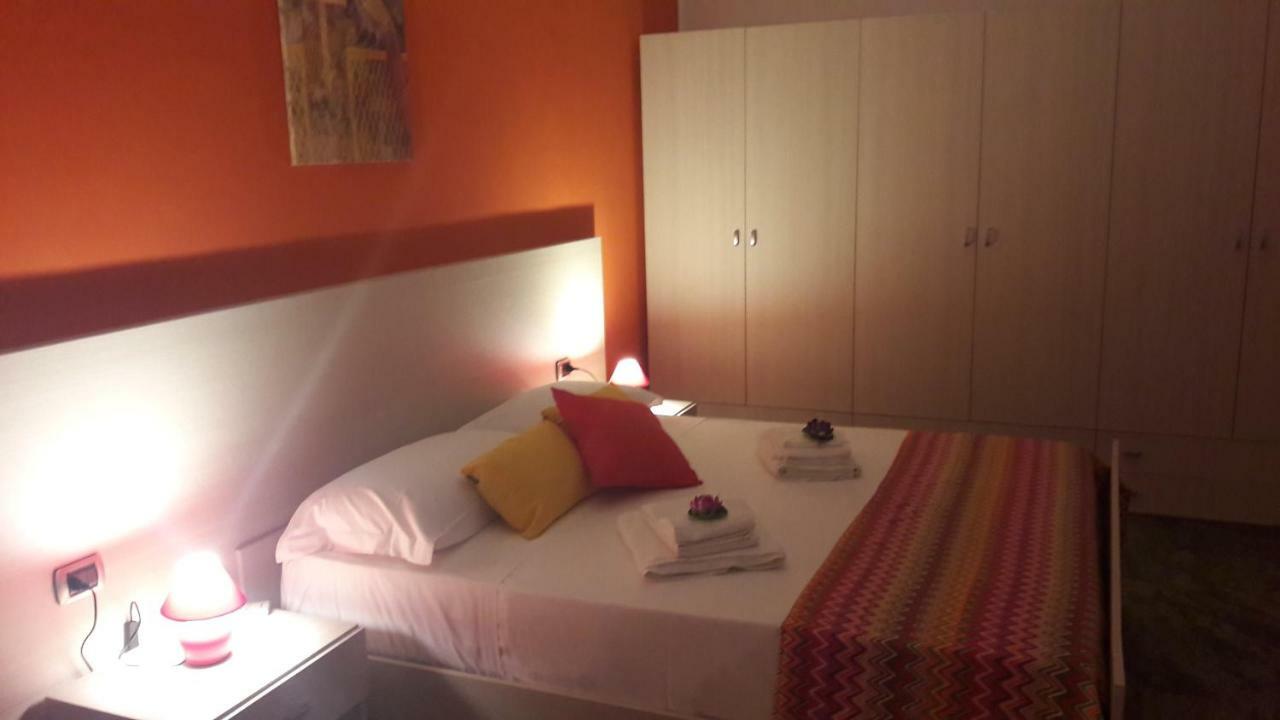 B&B Cornelia Pompéi Extérieur photo