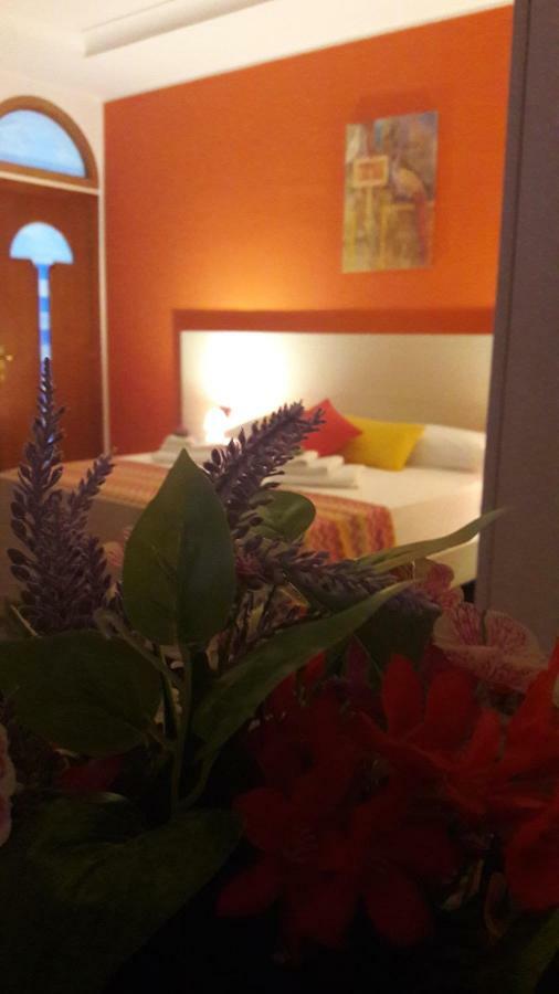 B&B Cornelia Pompéi Extérieur photo