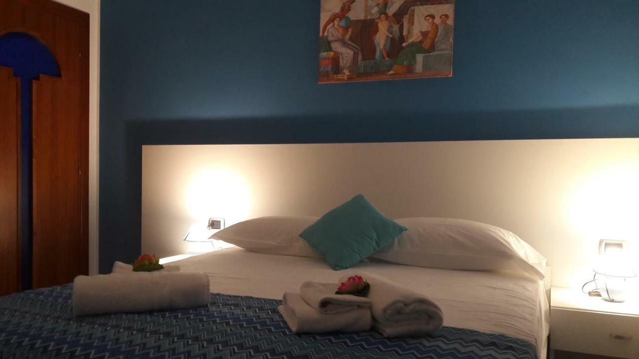 B&B Cornelia Pompéi Extérieur photo