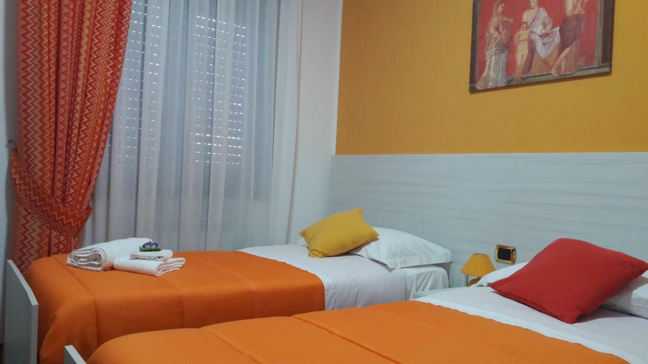 B&B Cornelia Pompéi Extérieur photo